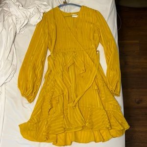 Astr the label yellow dress